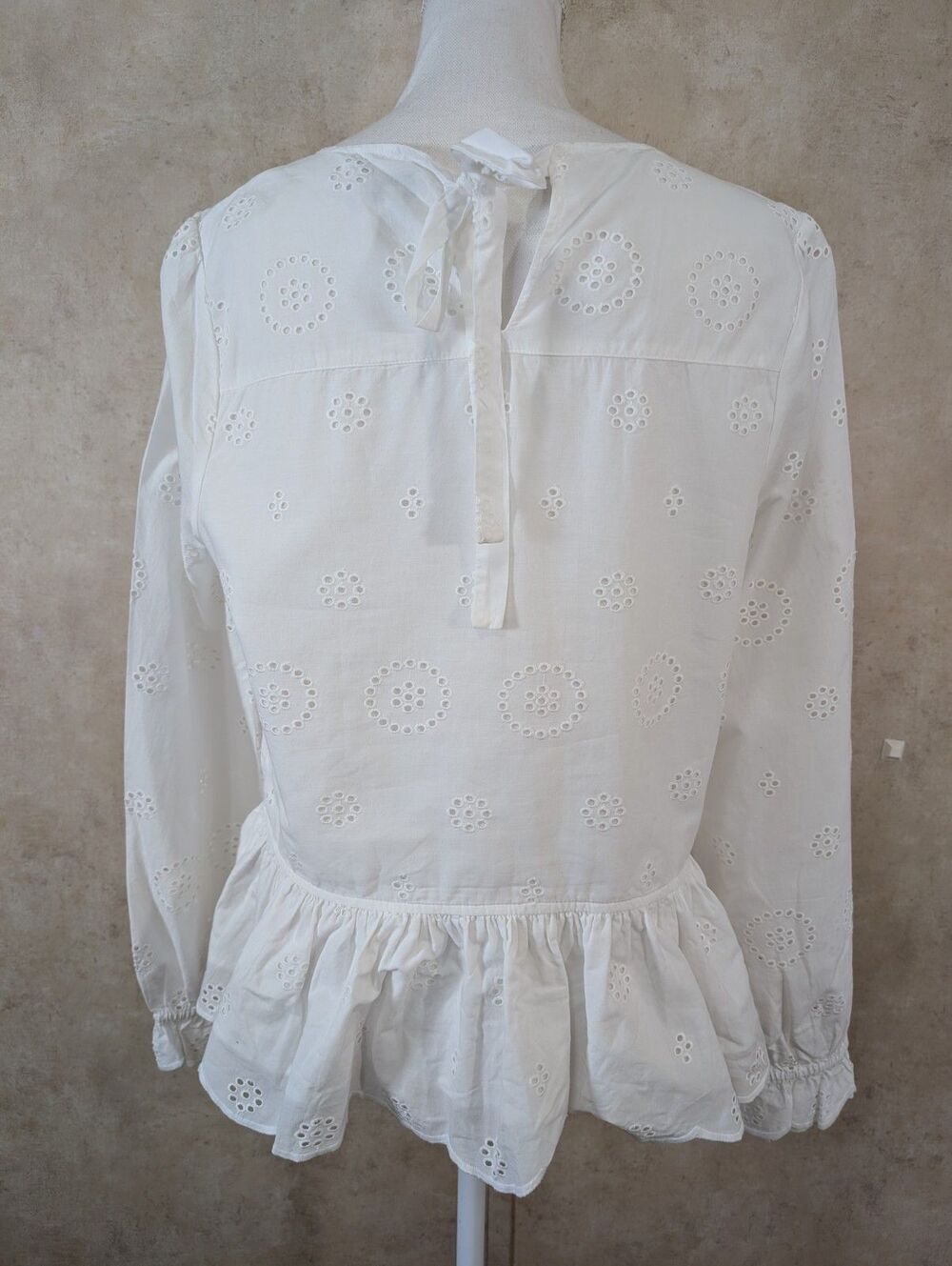Crown & Ivy Blouse Women's PL White Eyelet Ruffle Long Sleeve Pull On Top - Picture 3 of 9
